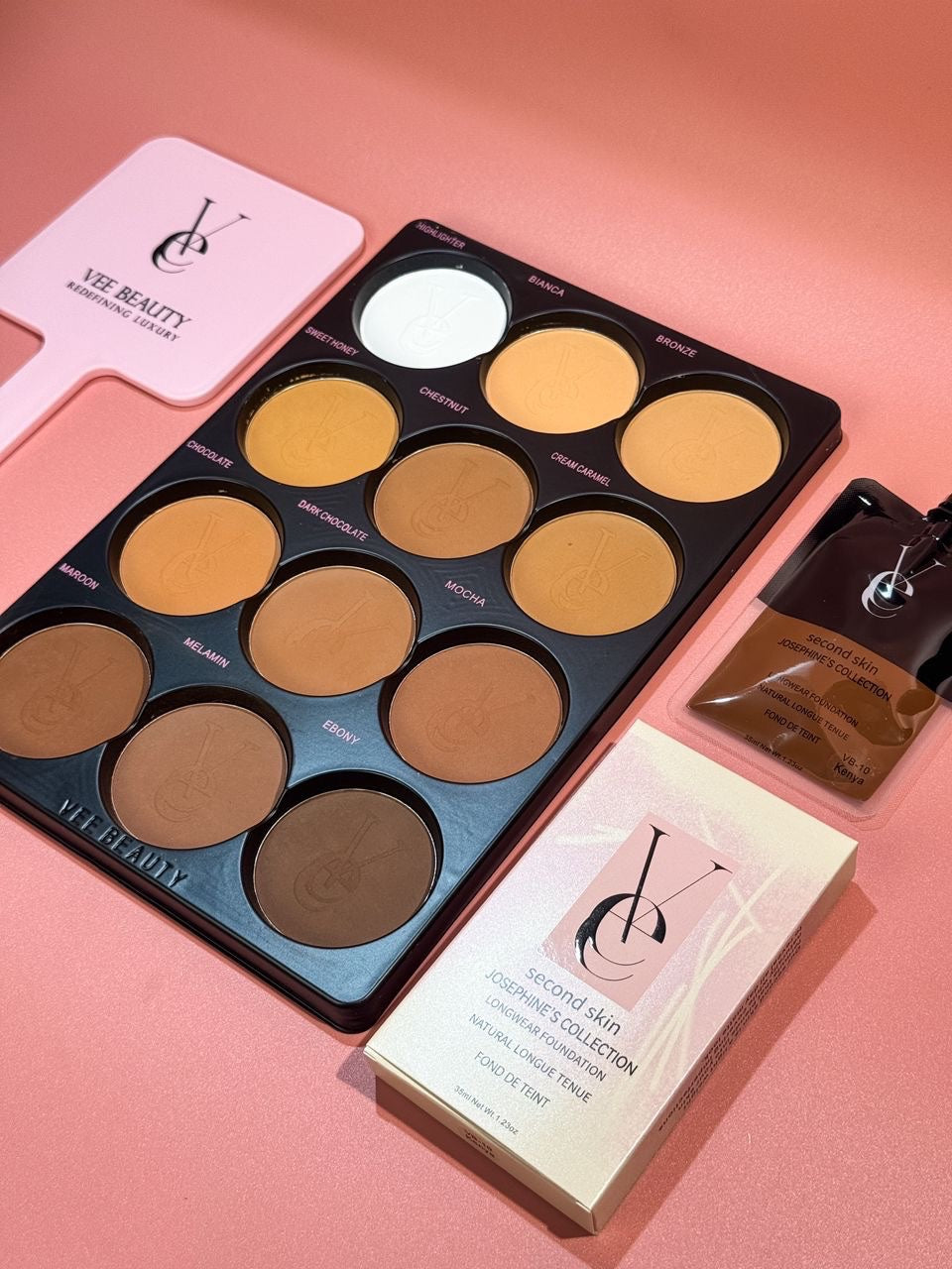 VEE BEAUTY - 12 en 1 PALETTE