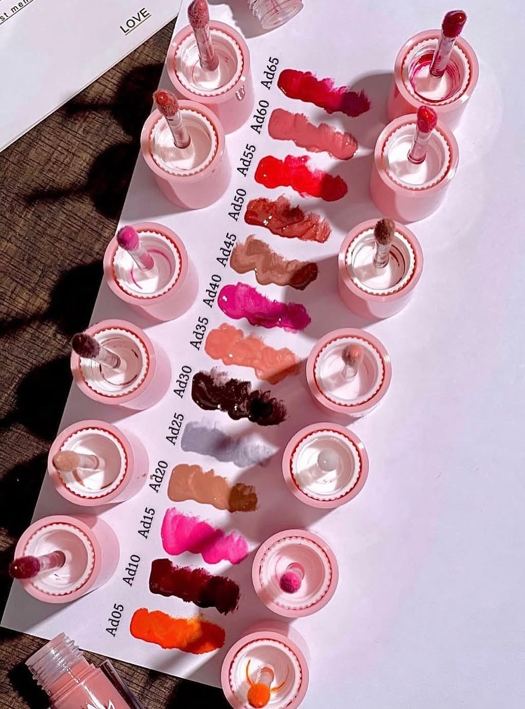 ADVENTURE - GLASTING LIP GLOSS